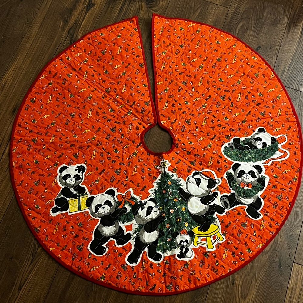 Vintage  Panda Christmas Tree Skirt